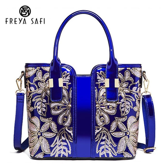 Luxury Appliques Flower Messenger Bag